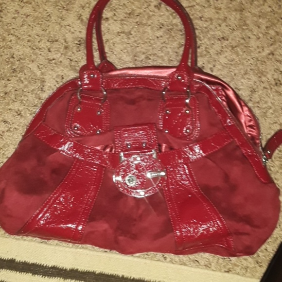 guess handbag - Picture 1 of 3